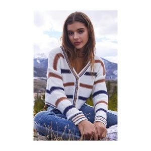 Striped knitted sweater 🍂